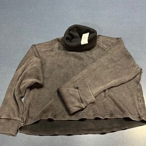 PacSun Ladies Crop Turtleneck